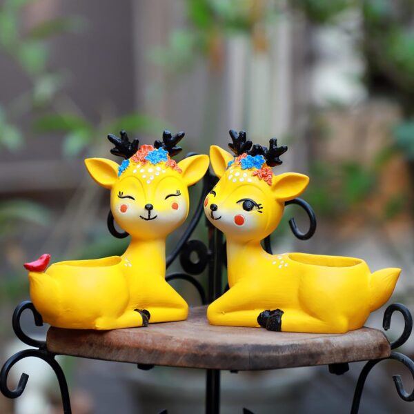 MEHRAS LIFE STYLE Set of 2 Yellow Resin Deer Planters for Living Room with Drainage Hole| Aesthetic Indoor Flower Pots/Plant Stands for Terrace/Balcony Decoration (13X12.5cms)